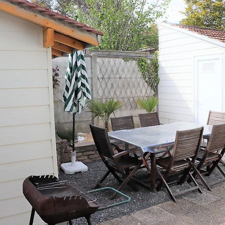 Villa Des Sables Avec 1 Studio Pour 2 Personnes Pouvant Etre Complete Par Une Chambre Avec Sa Salle De Bain Et Wc Si 4 Personnes Cabourg Kültér fotó