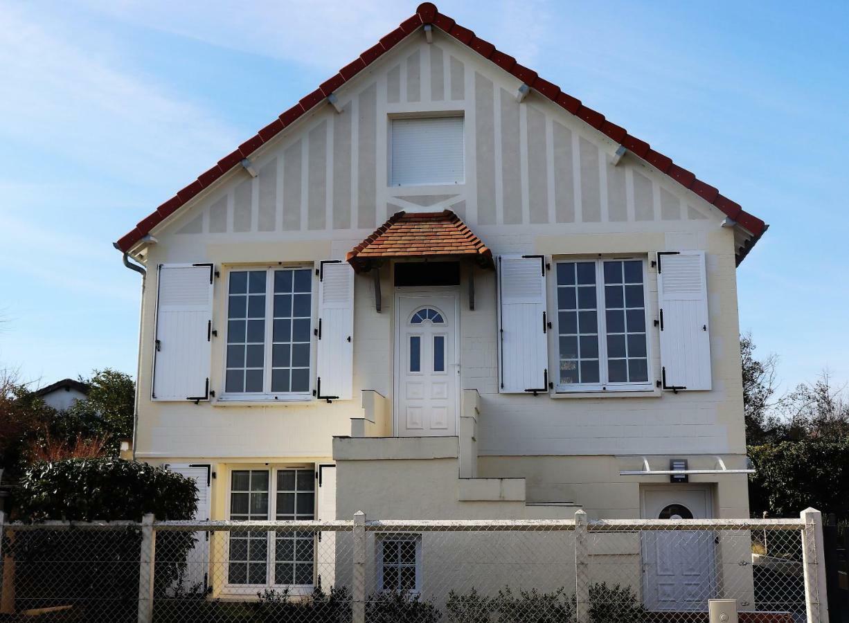 Villa Des Sables Avec 1 Studio Pour 2 Personnes Pouvant Etre Complete Par Une Chambre Avec Sa Salle De Bain Et Wc Si 4 Personnes Cabourg Kültér fotó
